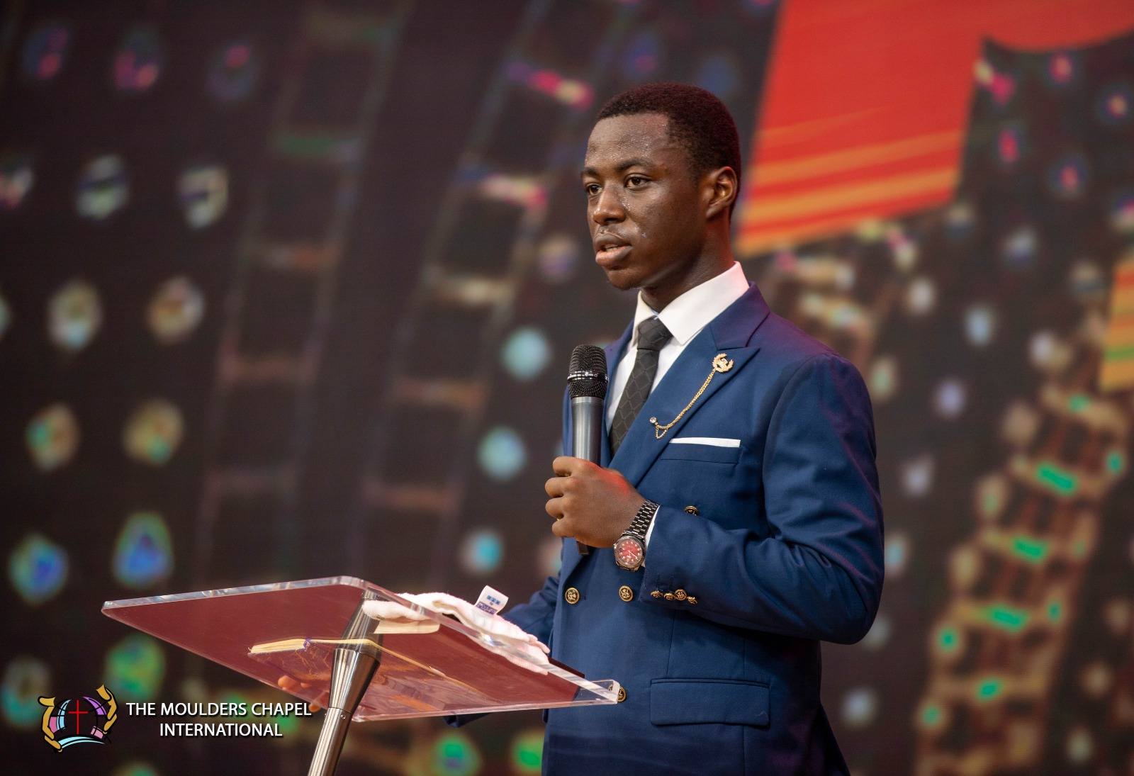 Junior Pastor