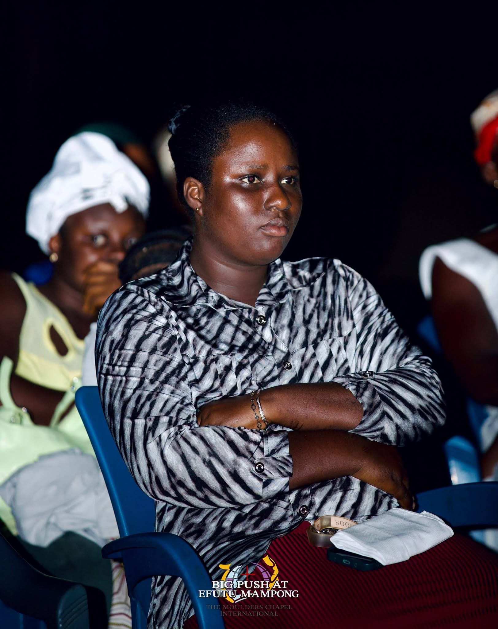 THE HEAVENS CAME DOWN, SOULS WERE WON, THERE WAS AN OUTPOURING OF THE HOLY SPIRIT.THE BIG PUSH SOUL WINNING CRUSADE AT EFUTU MAMPONG DAY 2 WAS FULL OF GOD’S GLORY .   THE BIG PUSH MINI CRUSADE. ITS A MOVEMENT TO SAVE SOULS AND IGNITE REVIVAL. WE ARE CALLING ON SPONSORS  AND PARTNERS TO HELP US TAKE